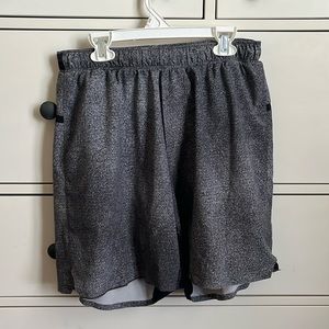 Grey men’s lulu shorts